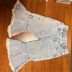 Frayed Hem Denim Shorts